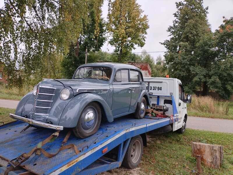 фото эвакуации ретро авто