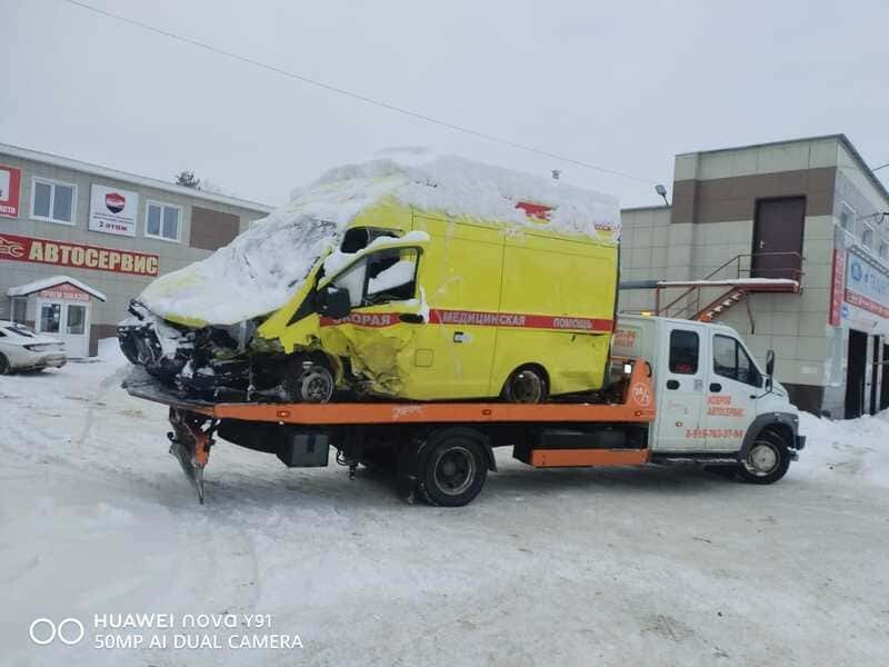 эвакуация авто скорой помощи